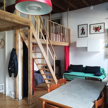 Apartment Cozy House In A Secret Garden! Milan