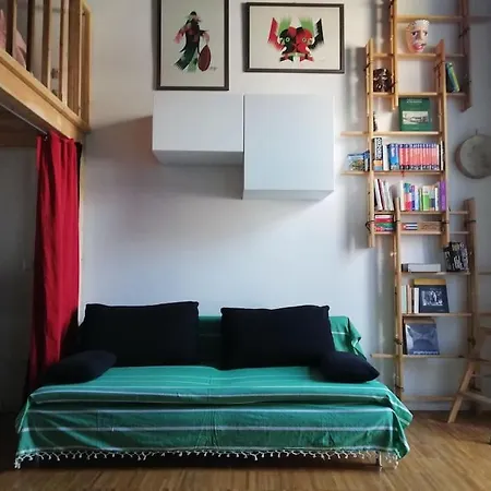 Cozy House In A Secret Garden! Apartment Milan